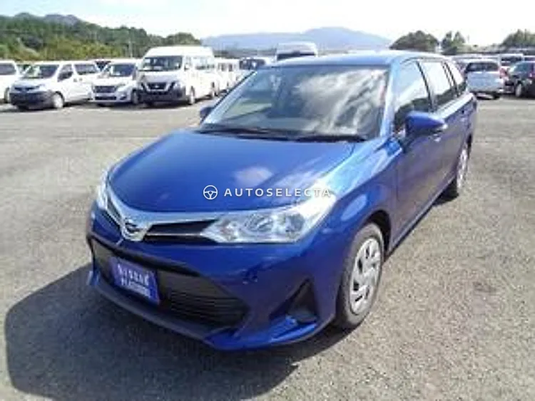 Toyota Corolla Fielder 2021, photo 1 of 8