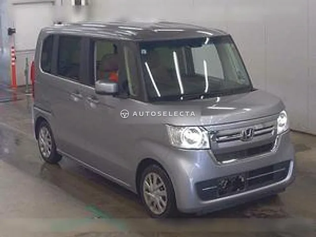 Honda N-BOX 2022, auction grade 3.5