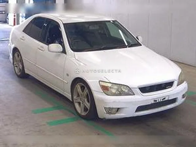 Toyota Altezza 2001, auction grade R
