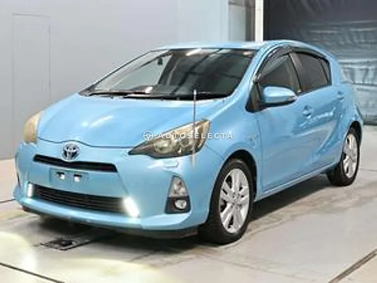 Toyota Aqua 2012, photo 1 of 1