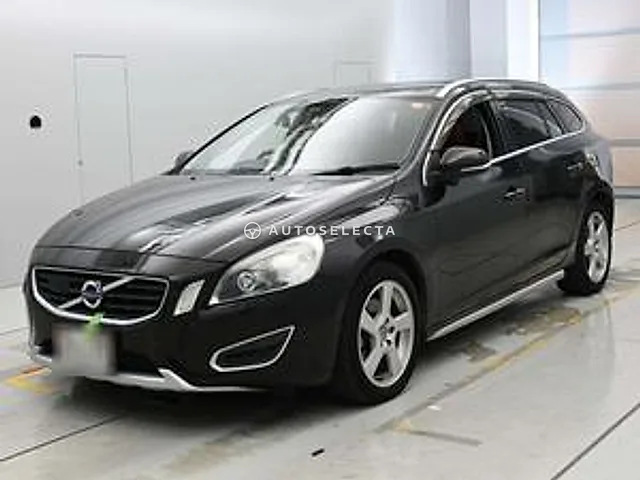 Volvo V60 2012, auction grade 4