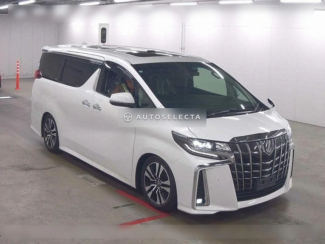 Toyota Alphard 2020, photo 1 of 1