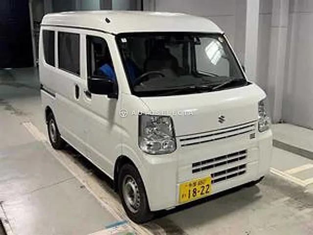 Suzuki Every 2023, auction grade 3.5