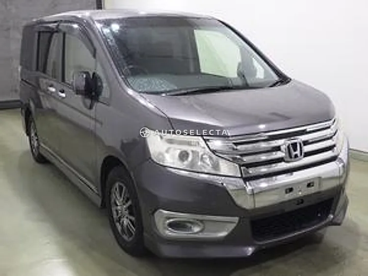 Honda Stepwgn Spada 2014, photo 1 of 1