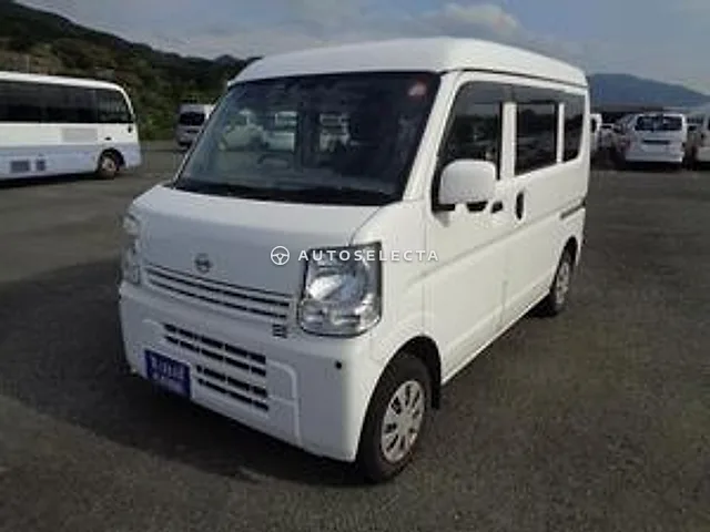 Nissan NV100 Clipper 2022, auction grade 3.5