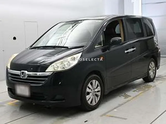 Honda Stepwgn 2006, auction grade 3