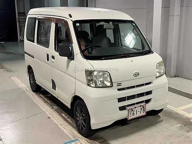 Daihatsu Hijet Cargo 2014, auction grade 3