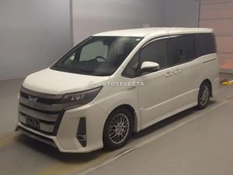 Toyota Noah 2017, photo 1 of 1