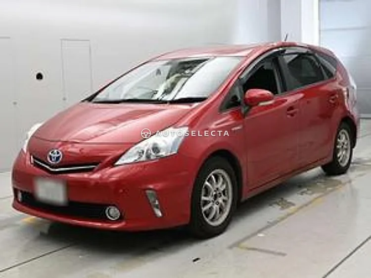 Toyota Prius Alpha 2012, photo 1 of 1
