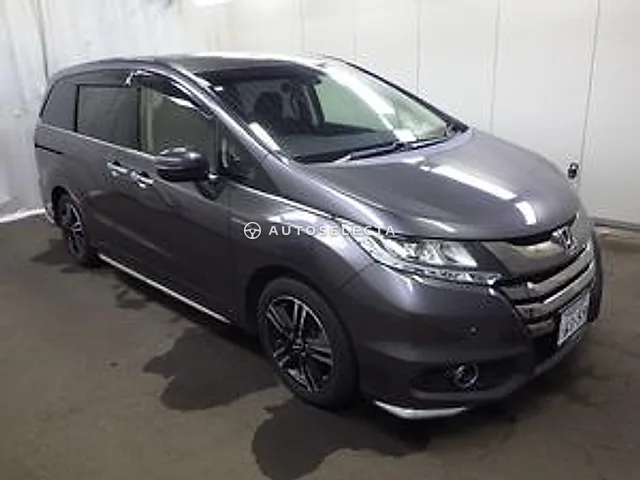 Honda Odyssey 2016, auction grade R