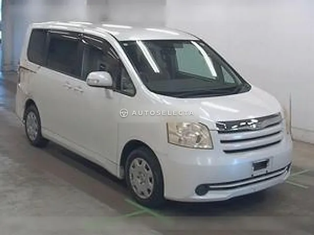 Toyota Noah 2008