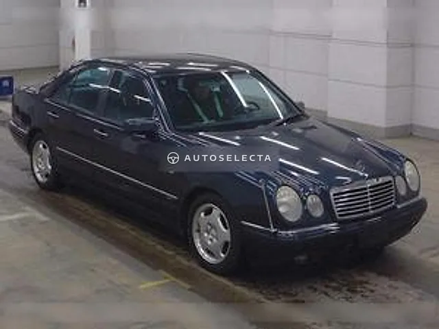 Mercedes-Benz E-Class 1997, auction grade 4