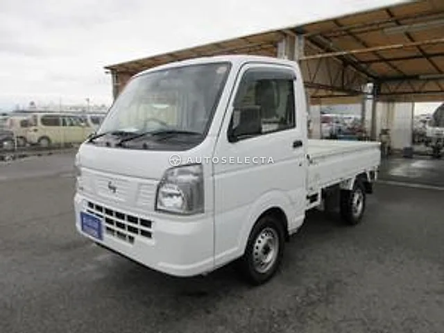Nissan NT100 Clipper 2022, auction grade 3.5