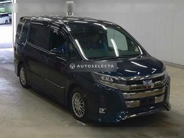Toyota Noah 2021, photo 1 of 1