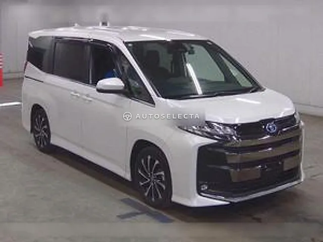 Toyota Noah 2023, auction grade 5