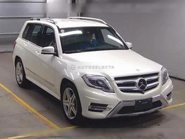 Mercedes-Benz GLK-Class 2015, auction grade 3.5