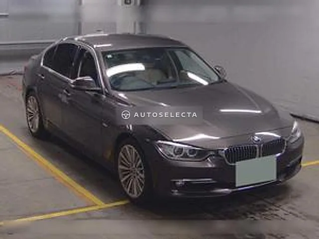 BMW 3 Series 2014, auction grade 3.5