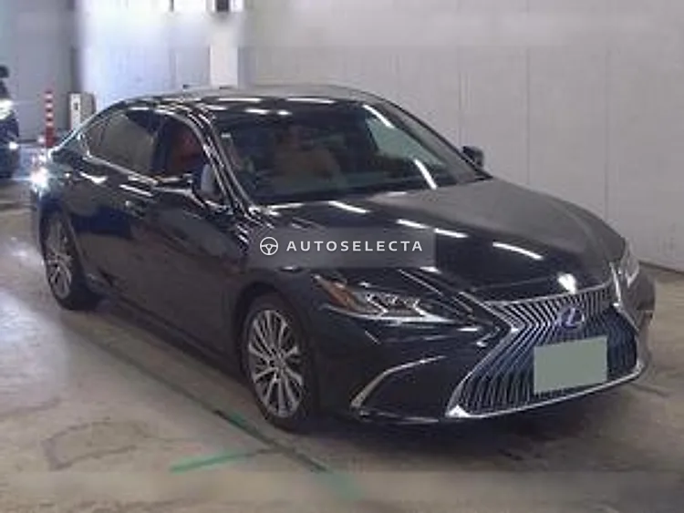 Lexus ES 2019, photo 1 of 6