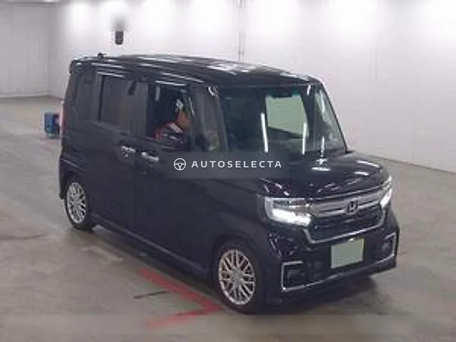 Honda N-BOX Custom 2022, auction grade 4.5