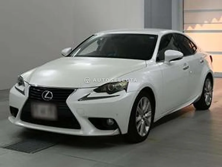 Lexus IS 2014, photo 1 of 11