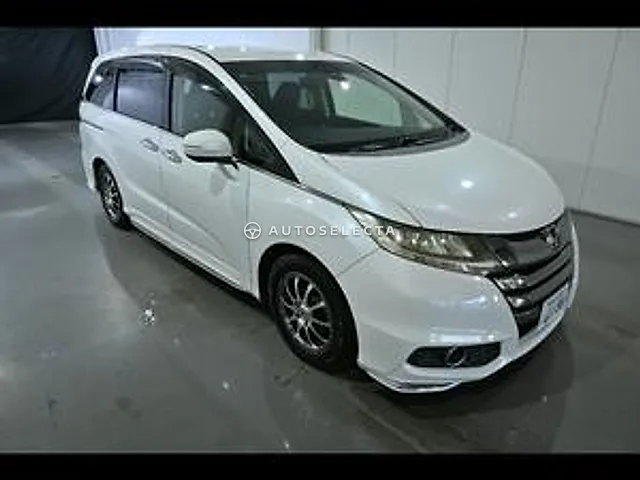 Honda Odyssey 2014, auction grade 3.5