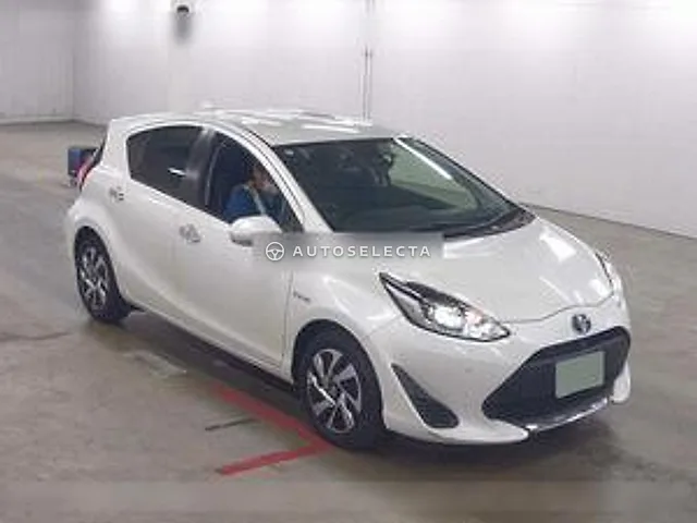 Toyota Aqua 2020, auction grade 3.5