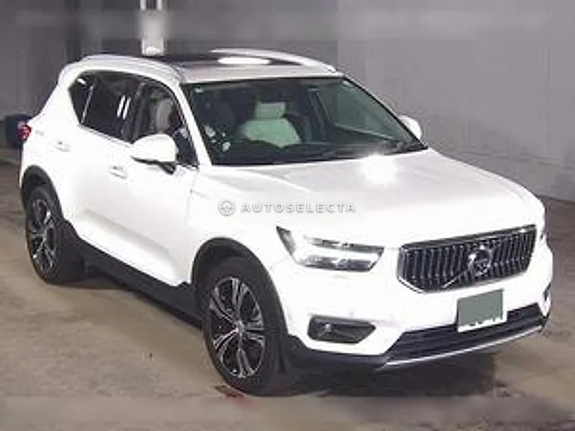 Volvo XC40 2021, auction grade 4