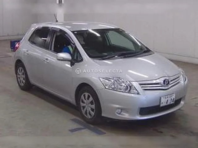 Toyota Auris 2010, auction grade 3.5