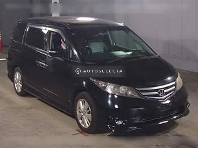Honda Elysion 2008, auction grade 3.5