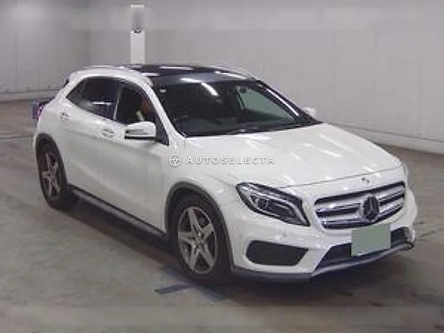 Mercedes-Benz GLA-Class 2015, auction grade 3.5