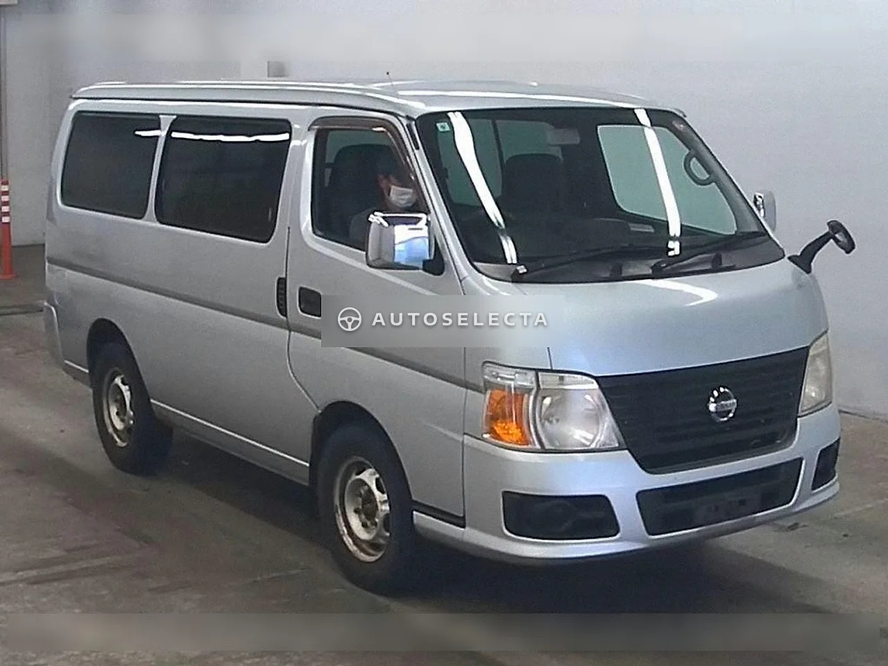 Nissan Caravan 2009, photo 1 of 1