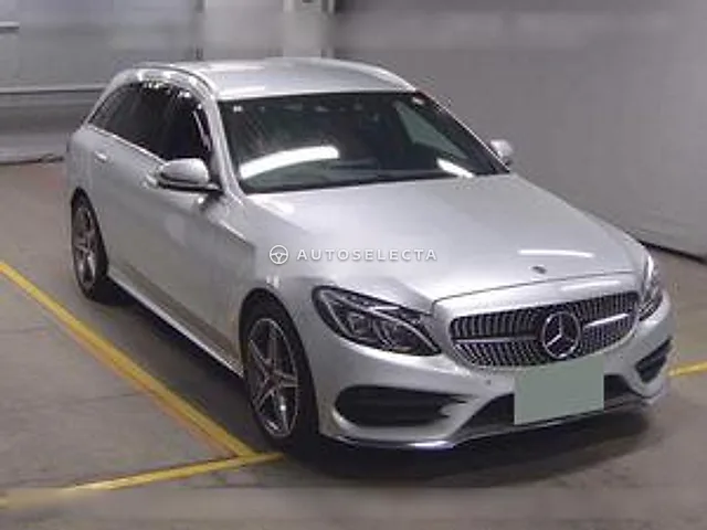 Mercedes-Benz C-Class Station Wagon 2018, auction grade 4.5