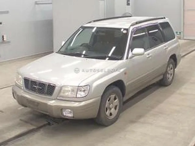 Subaru Forester 2000, auction grade 3