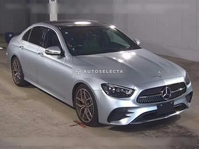 Mercedes-Benz E-Class 2021, auction grade 4