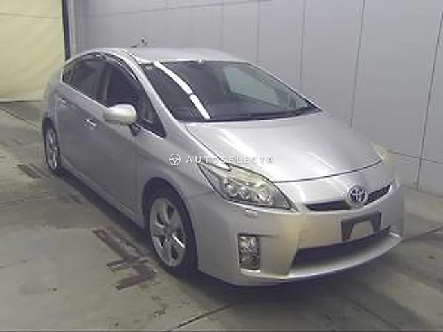 Toyota Prius 2009, auction grade R