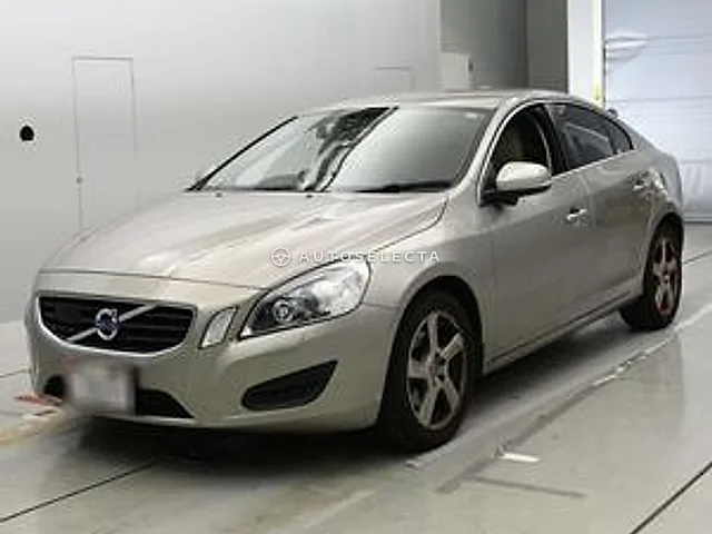 Volvo S60 2011, auction grade 4.5