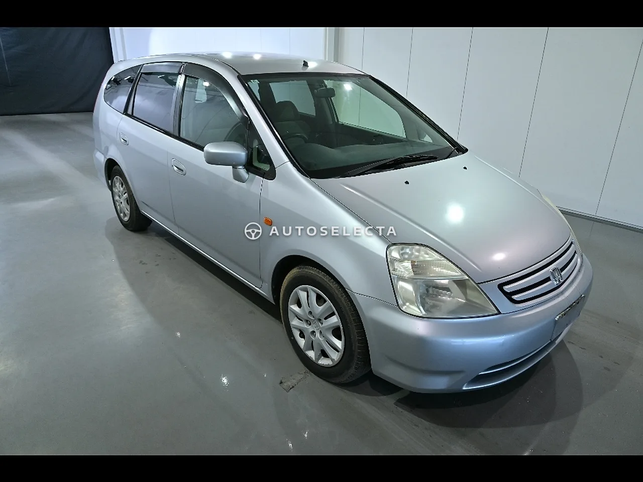 Honda Stream 2002, photo 1 of 1