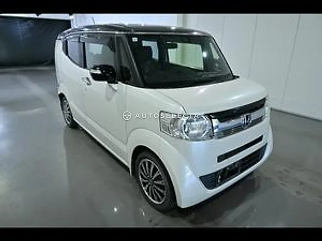 Honda N-BOX Slash 2015, auction grade R