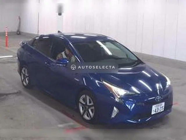 Toyota Prius 2017, auction grade 4