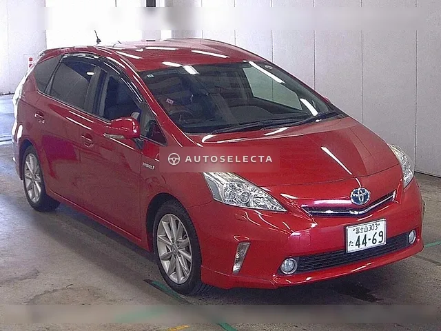 Toyota Prius Alpha 2013, auction grade 4.5