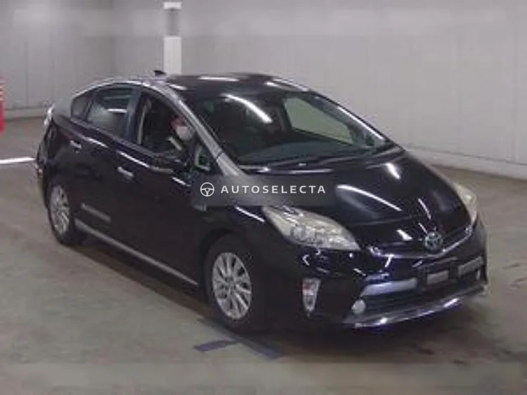 Toyota Prius PHV 2014, photo 1 of 1