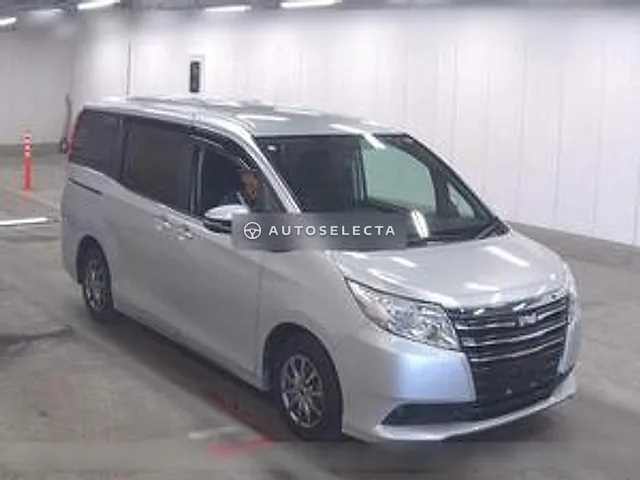 Toyota Noah 2014, auction grade 3