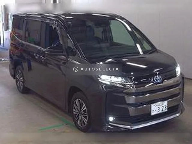 Toyota Noah 2023, auction grade 4.5
