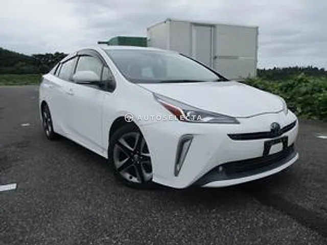 Toyota Prius 2021, auction grade 4