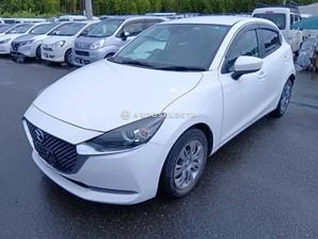 Mazda MAZDA2 2021, auction grade 3.5
