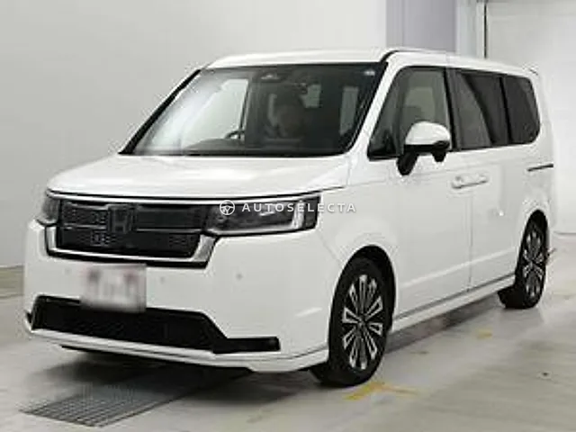 Honda Stepwgn 2024, auction grade 4.5