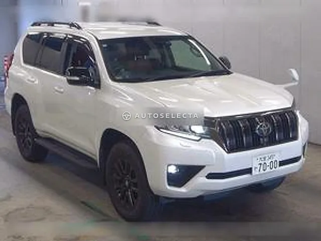 Toyota Land Cruiser Prado 2022, auction grade 5
