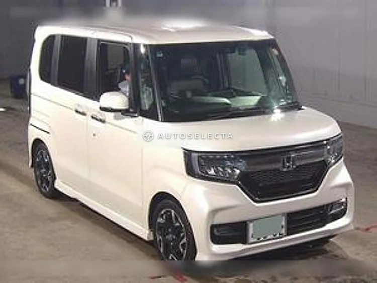 Honda N-BOX Custom 2017, photo 1 of 1
