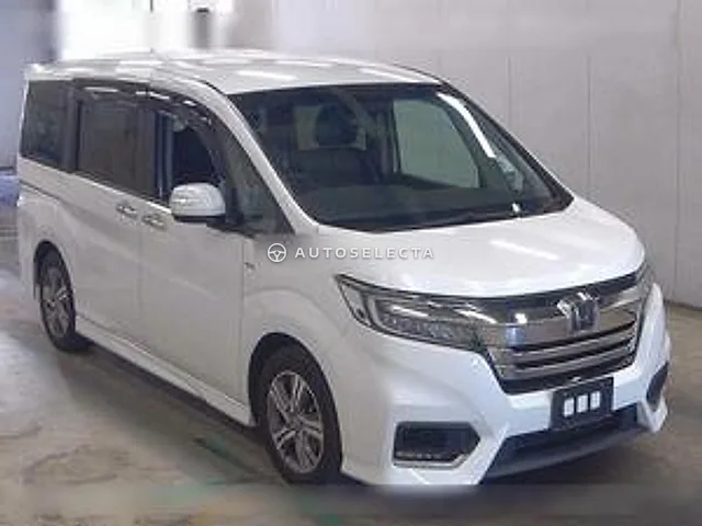 Honda Stepwgn Spada 2020, auction grade 4.5