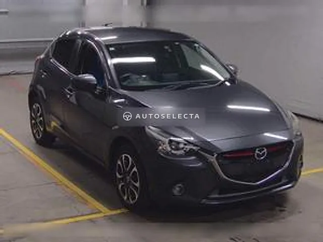 Mazda Demio 2015, auction grade R